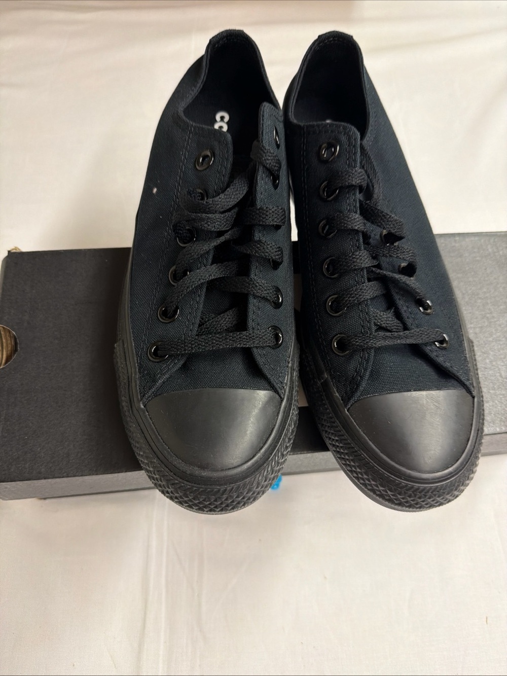 Converse Classic Men's Black Canvas Low-Top Sneakers